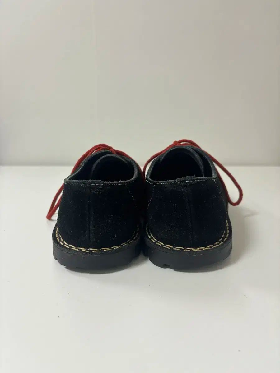 オム スウェード