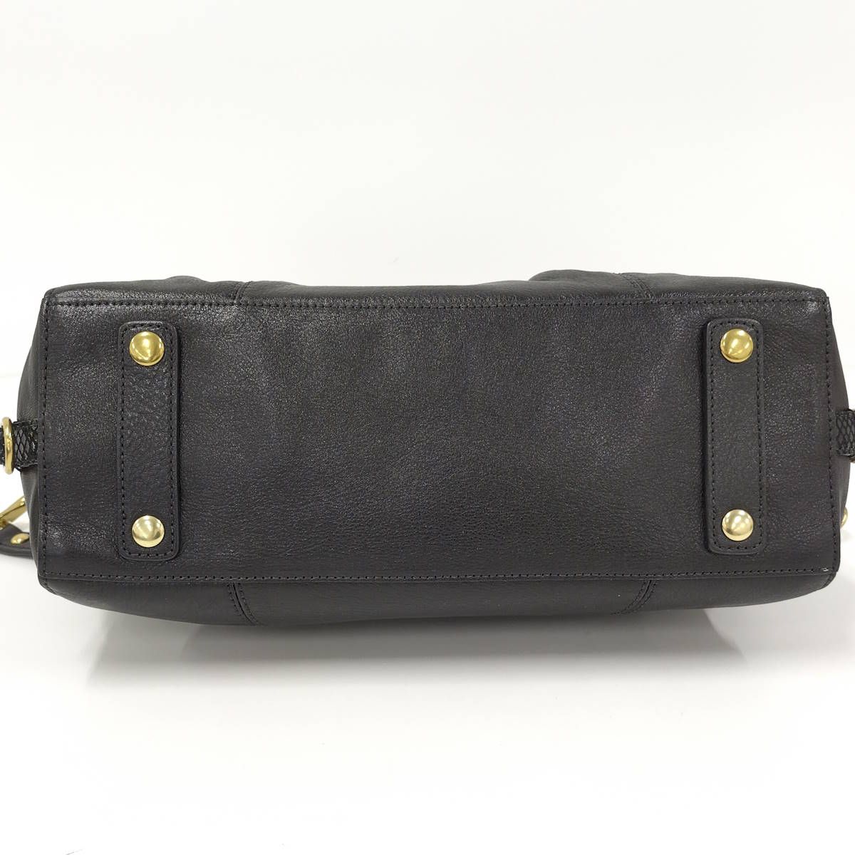 レザー ブラック