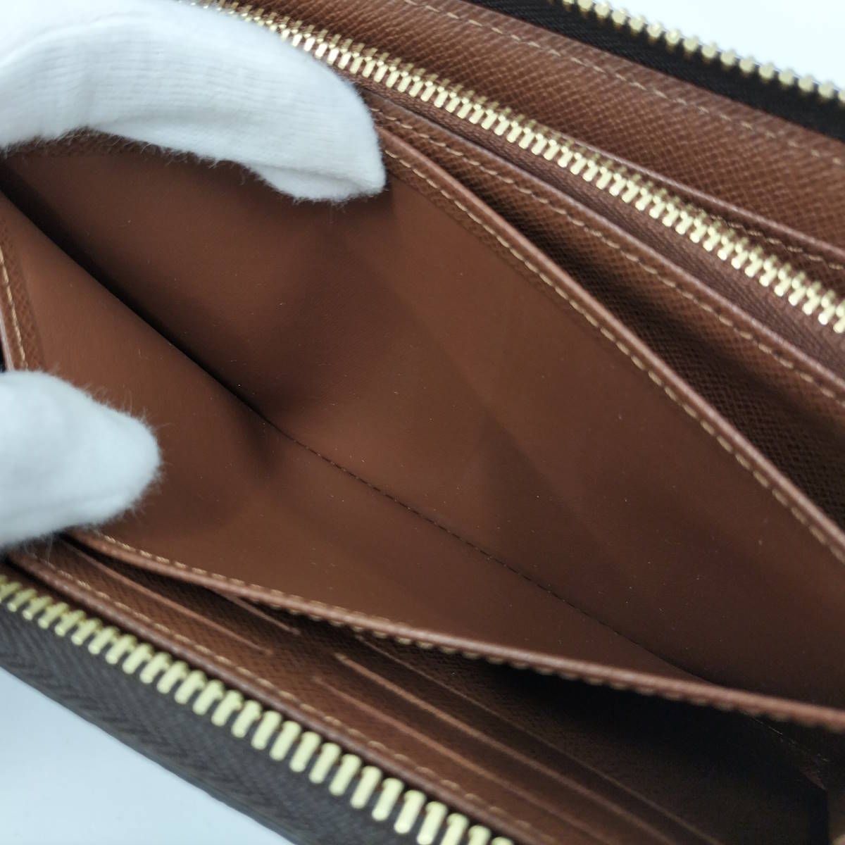 ラウンドファスナー