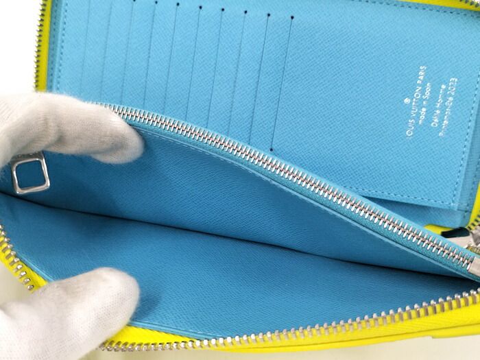 VUITTON ラウンドファスナー長財布