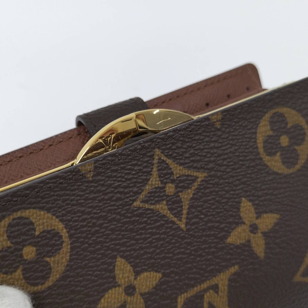 二つ折り財布 モノグラム