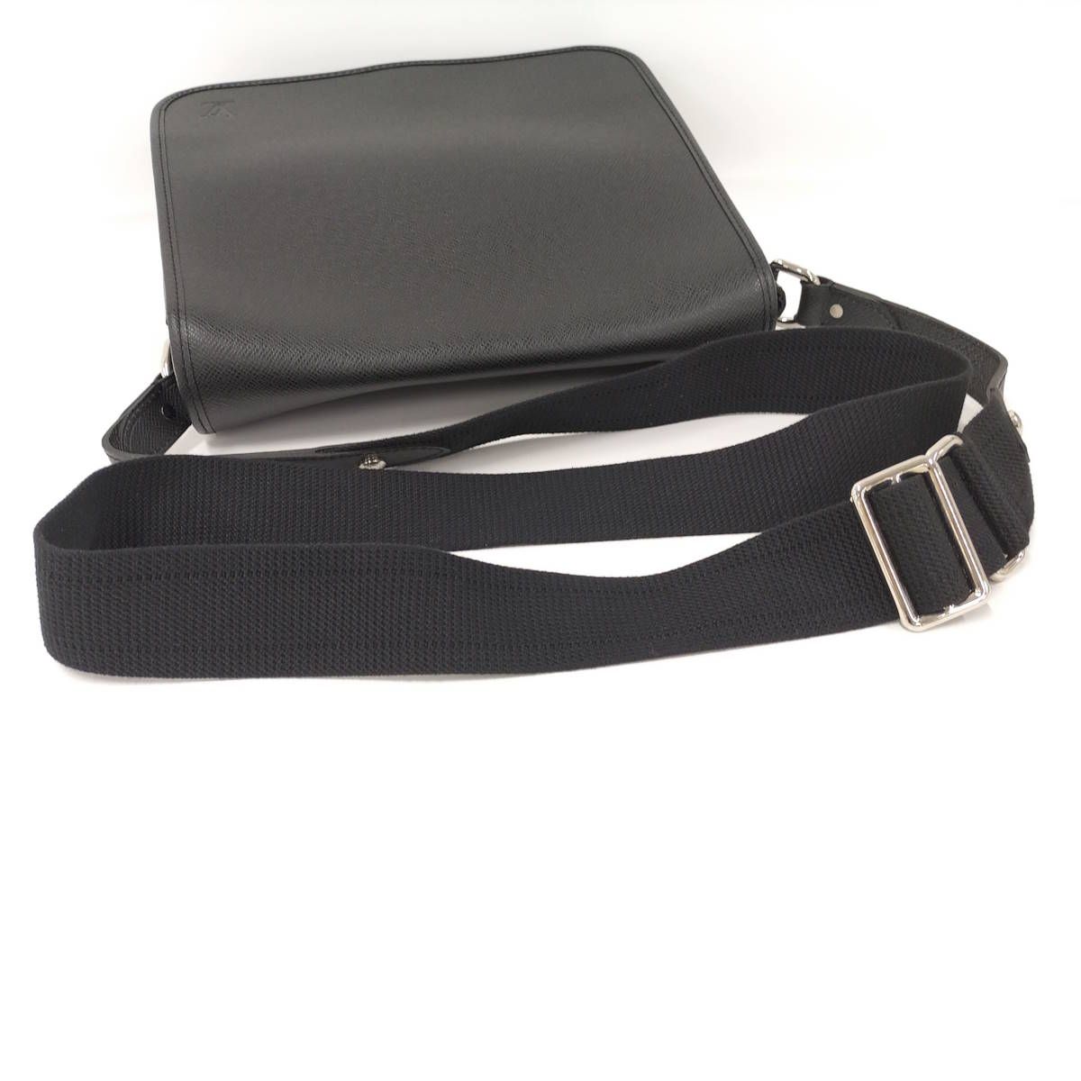 LOUIS VUITTON アンドレイ ショルダーバッグ タイガ レザー