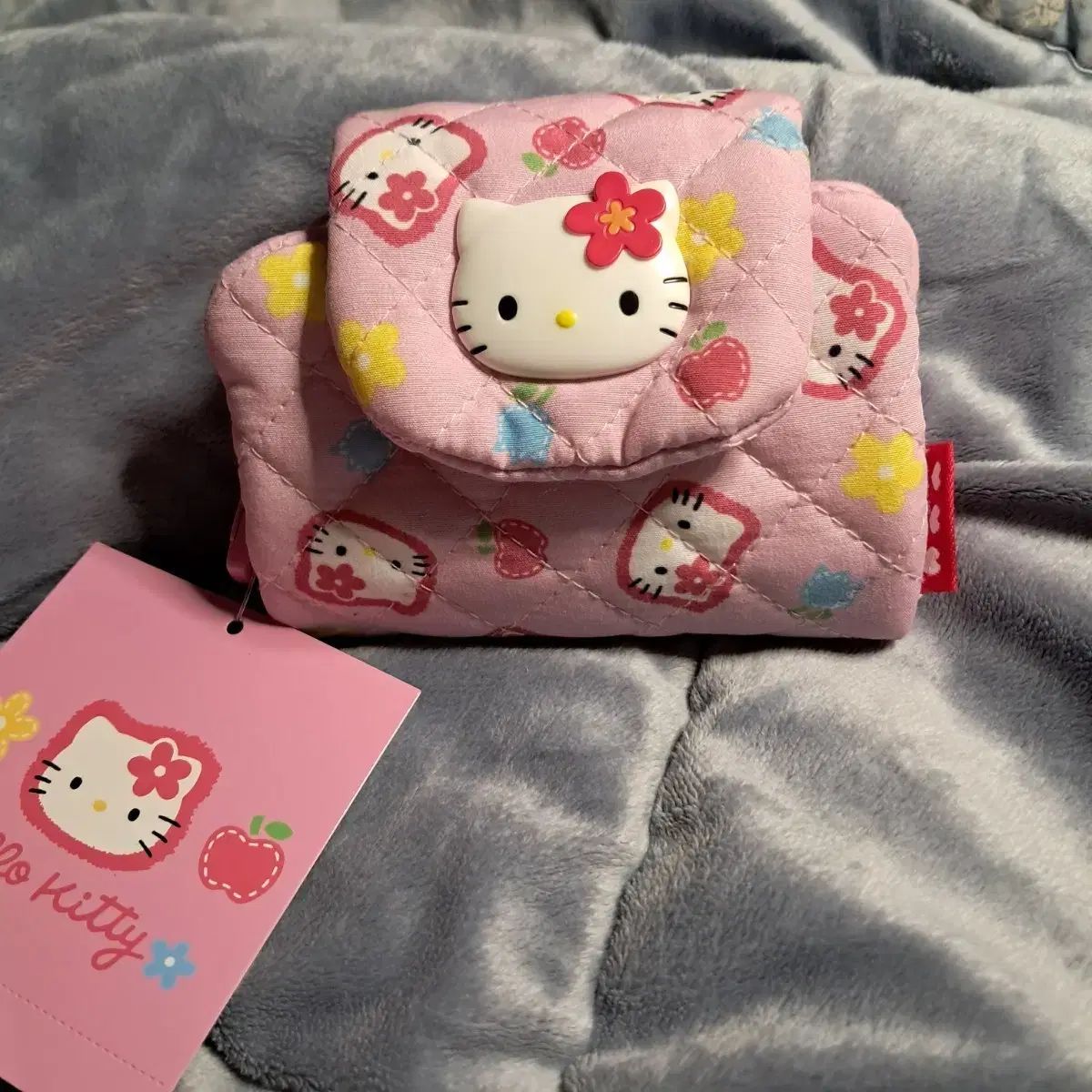 ハローキティ みんなの والت 二つ折り財布 財布