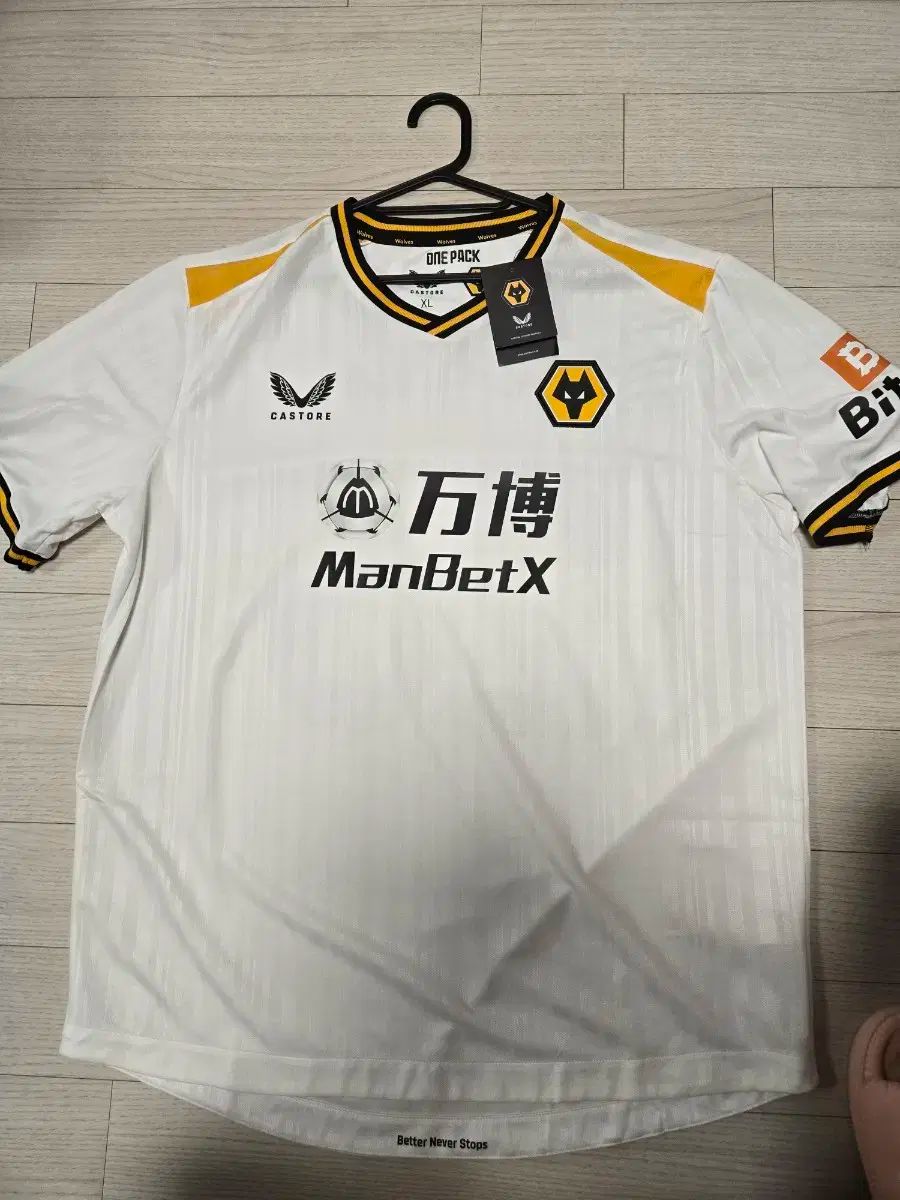 ウルヴァーハンプトン 21 22 ファン ヒチャン XL