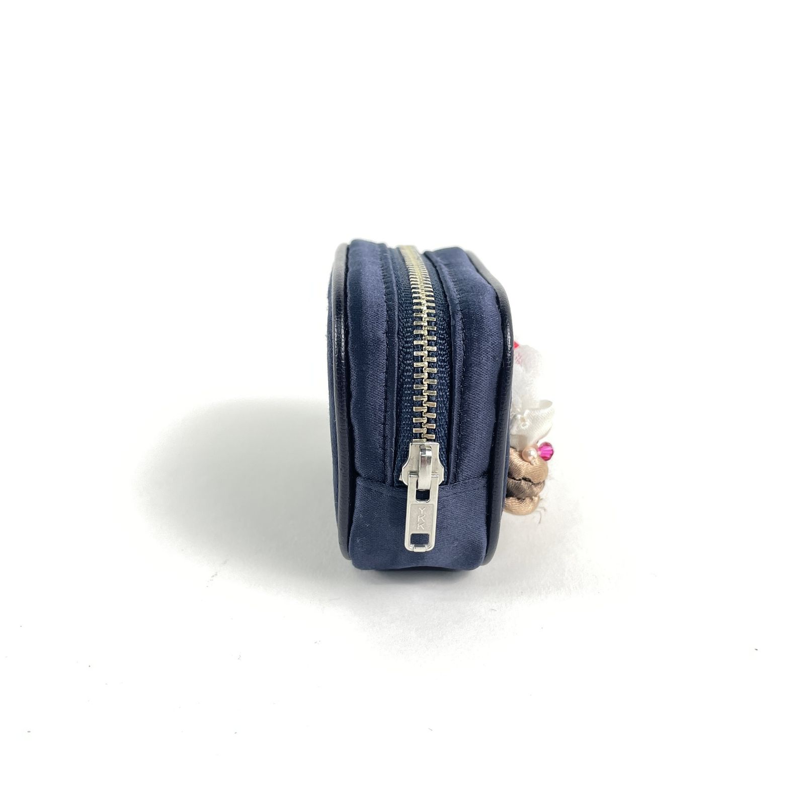 ラドロー　LUDLAW ミニポーチ LUDLOW ラドロー ミニポーチ エクレア お菓子 小物入れ - メルカリ