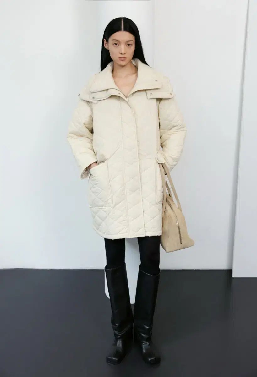 オル エアキルティング フード アウター ベージュ
