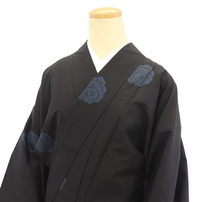 大島紬 紬着物 袷 レディース 正絹 黒 薔薇 柄八掛 小粋 身丈163 cm 裄丈65 M～Lサイズ相当