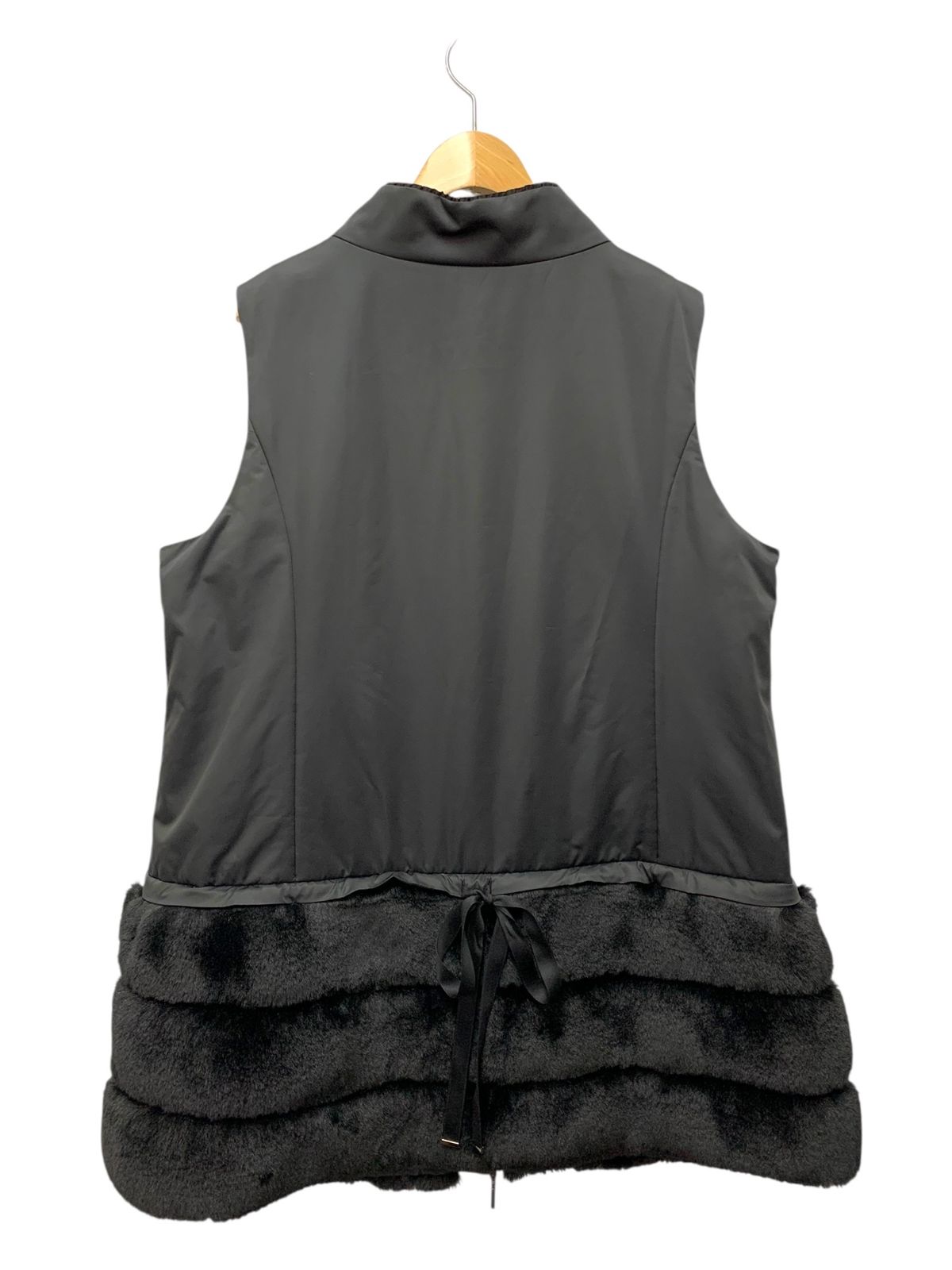 トゥービーシック エコファーコンビタフタベスト W7E03-812-09 46 ブラック ロング レッキスラビット ファー ダブルジップ リボン ITK4R91D5WFF