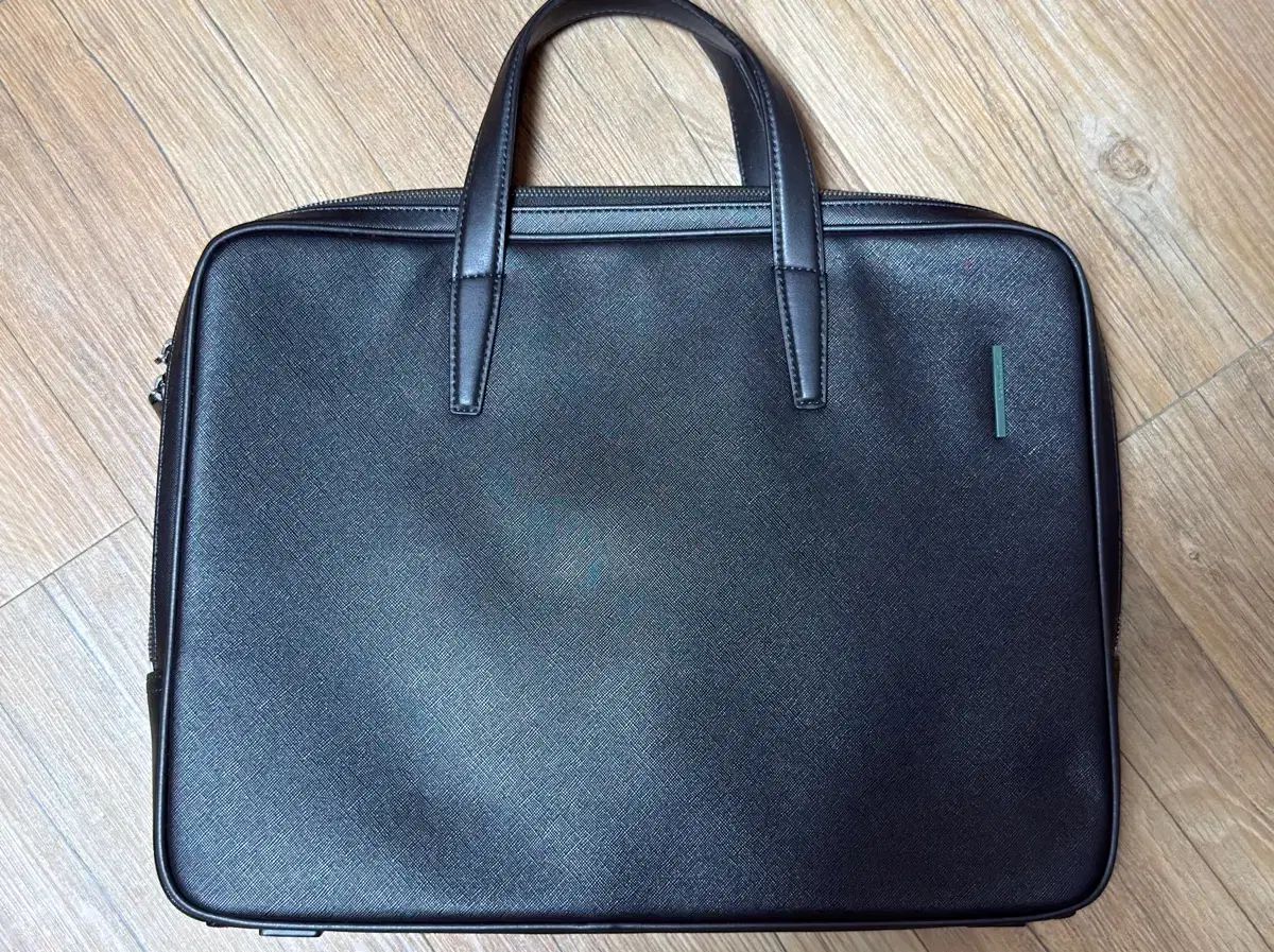 サムソナイト レッド tarner 書類かばん