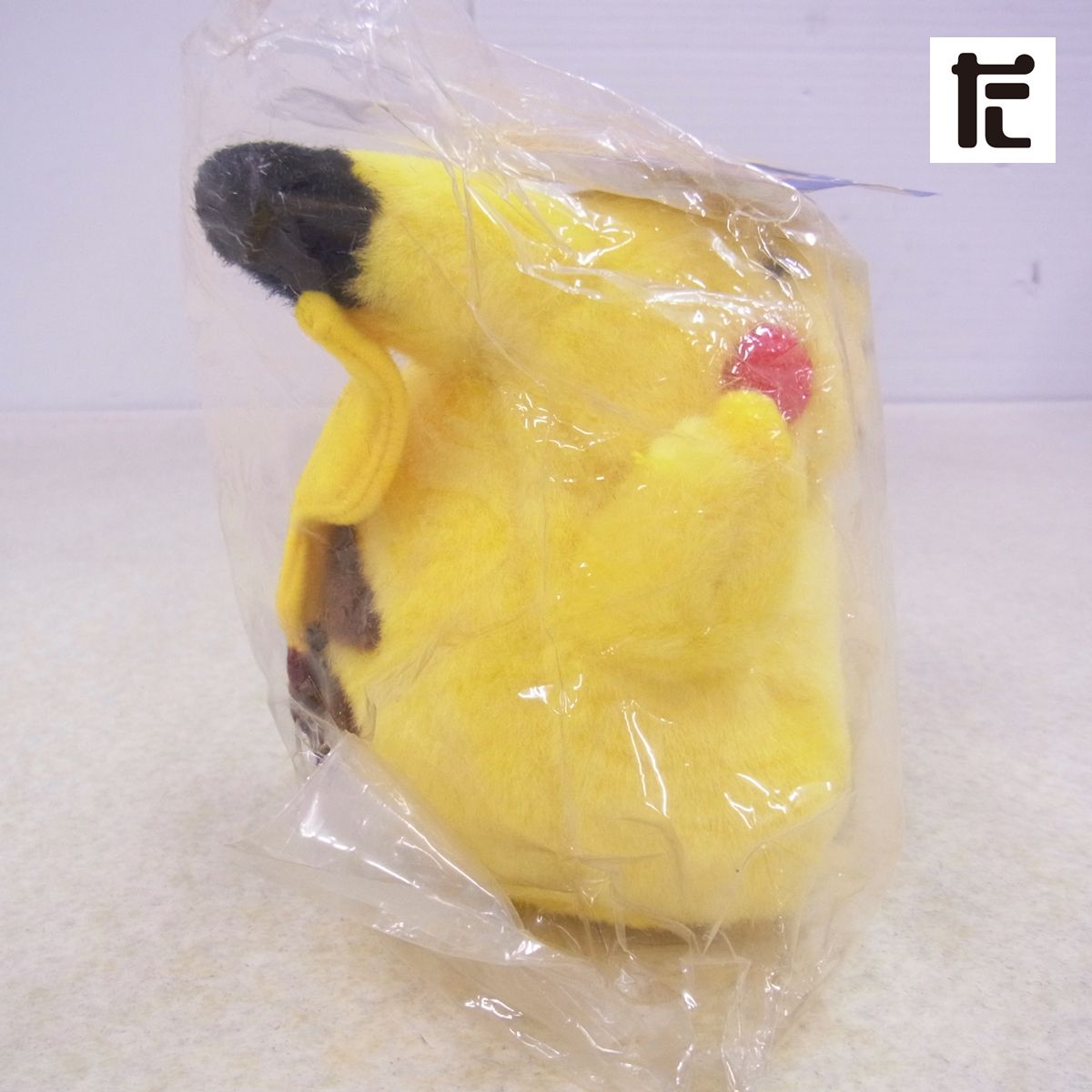 TOMY 初期 ピカチュウ ばんざい ぬいぐるみ 未開封 TOMY ポケモンぬいぐるみ ピカチュウ ばんざいタイプ 紙タグ