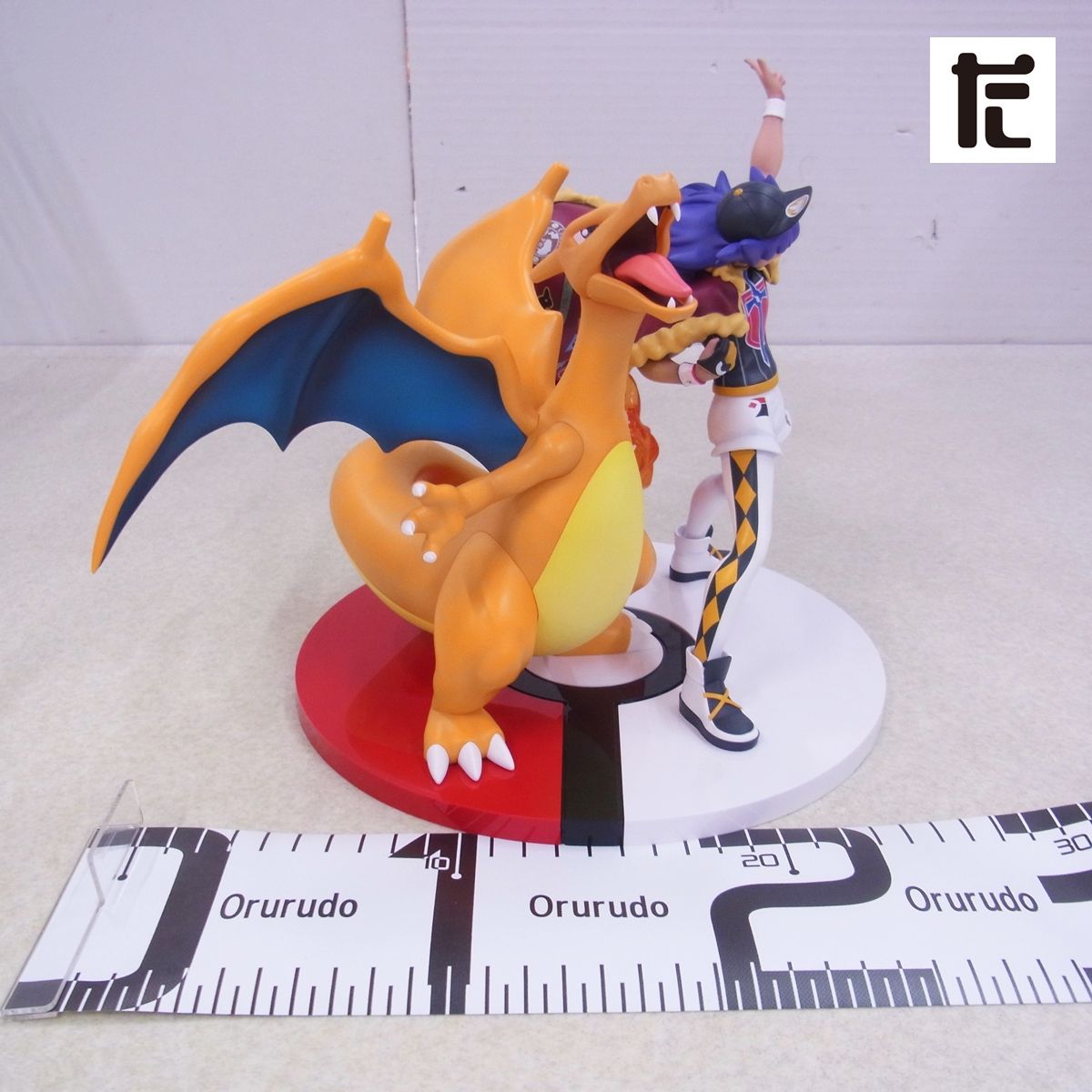 ポケモンセンター オリジナル 1/8 フィギュア ダンデ & リザードン