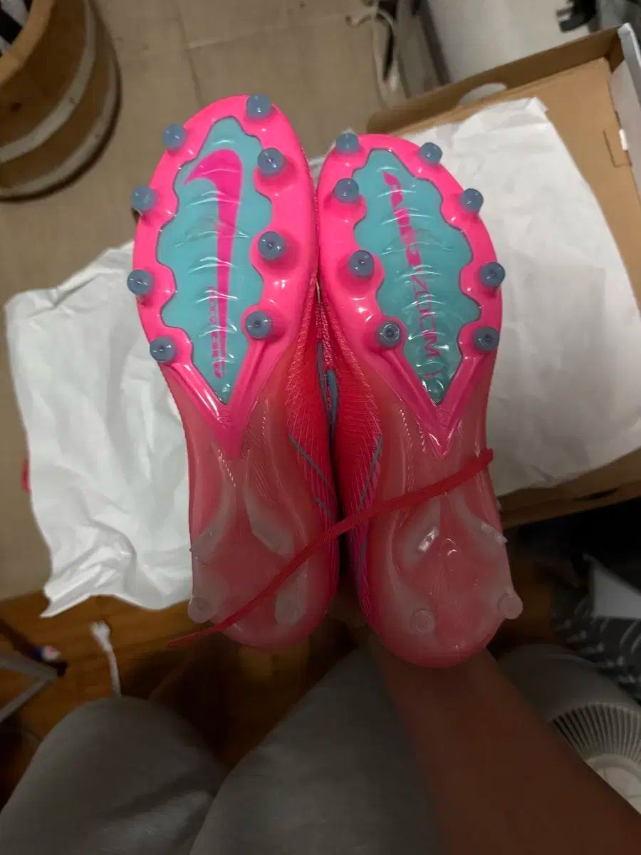 ナイキ マーキュリアル ベイパー AG 240