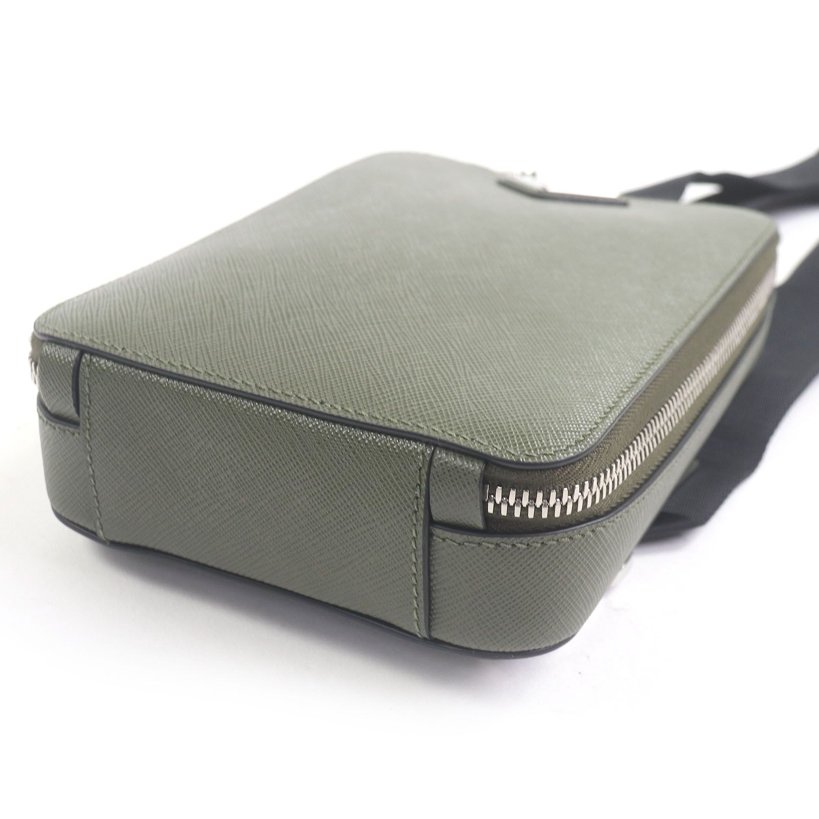 極美品□PRADA プラダ 2VZ106 サフィアーノレザー ブリック