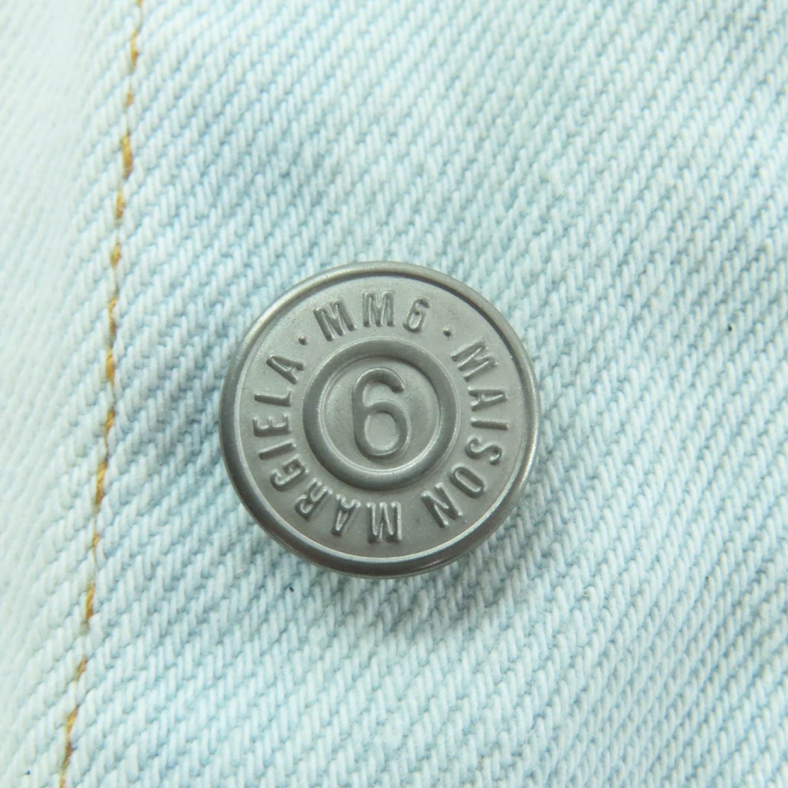 エムエムシックス