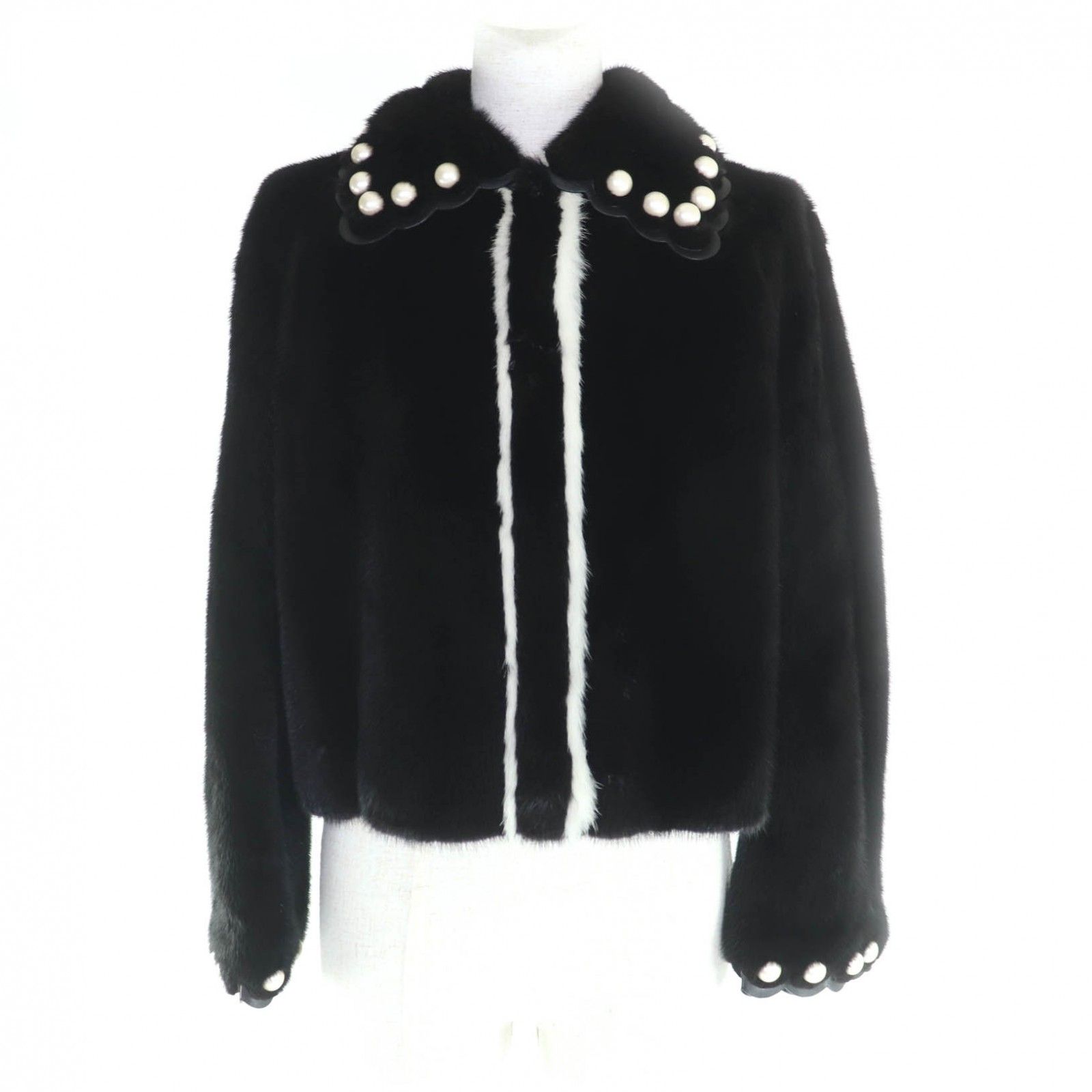 FENDI フェンディ 2017年製 FNE10F ミンク フェイクパール付 レザー使い 比翼仕立て ジャケット ブラック ホワイト 42 ハンガー ガーメント付き イタリア製 レディース