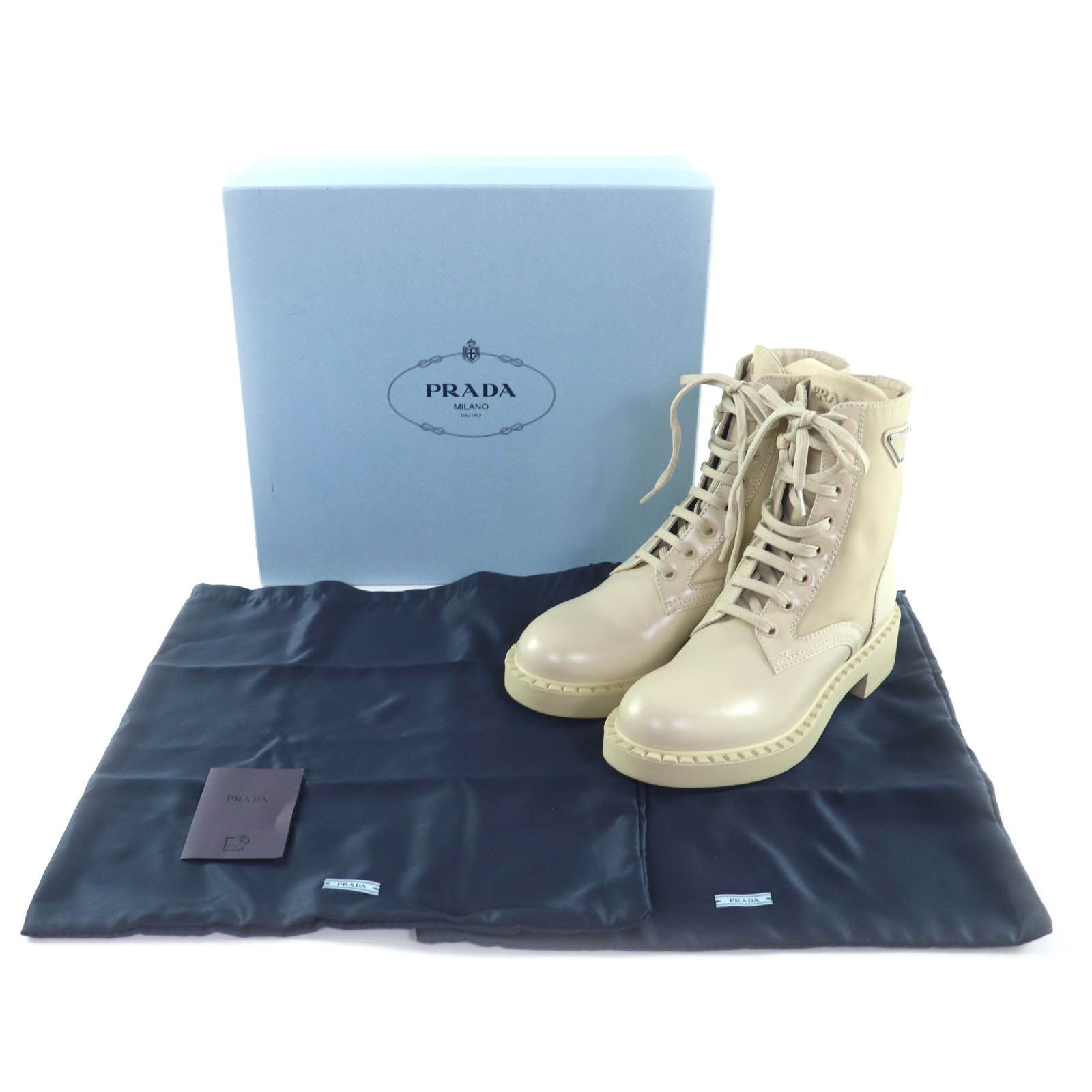 極美品☆PRADA プラダ 1T782M Re-Nylon トライアングルプレート