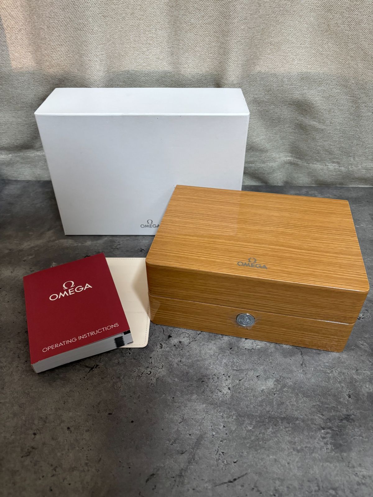 オメガ OMEGA 空箱 腕時計ケース BOX 取扱説明書 巾着 カードケース付