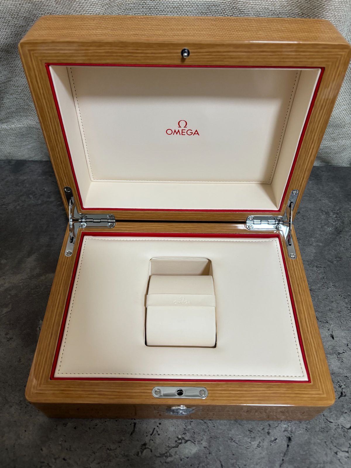 オメガ OMEGA 空箱 腕時計ケース BOX 取扱説明書 巾着 カードケース付