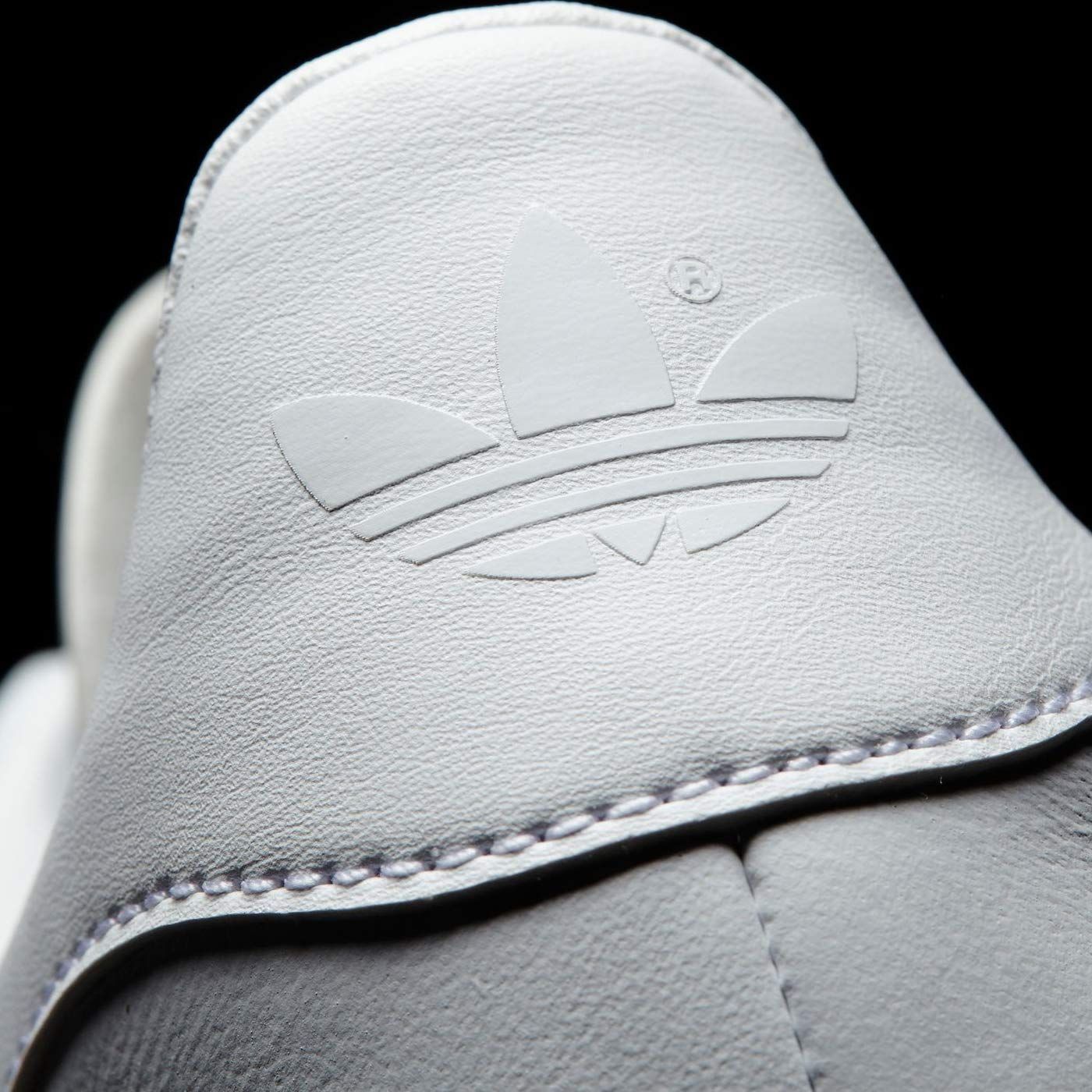 ゴールドメタリック