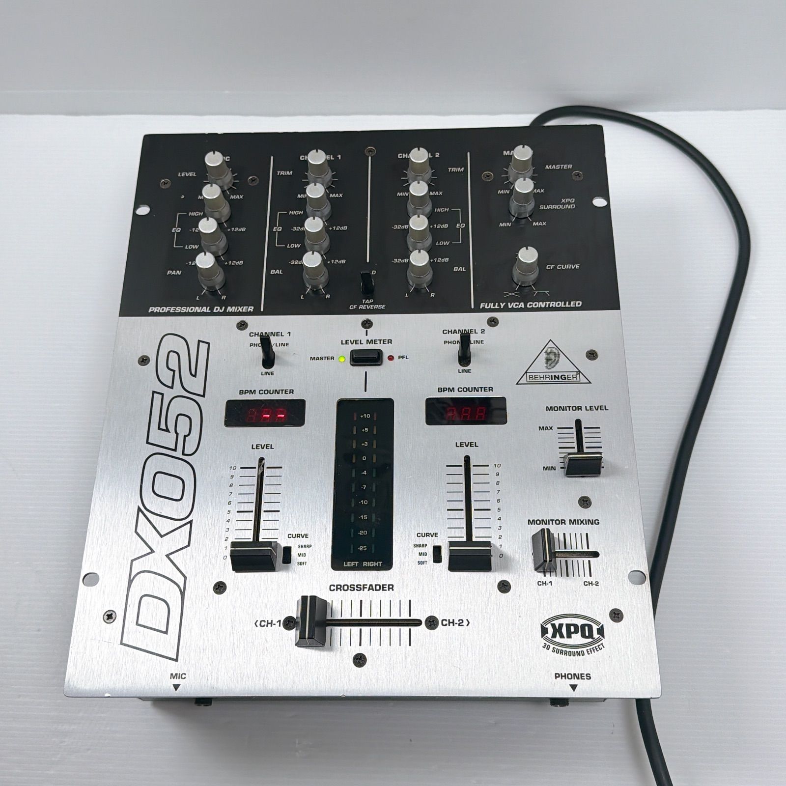 美品 ベリンガー Behringer DX052 DJミキサー 動作確認済み ベリンガー