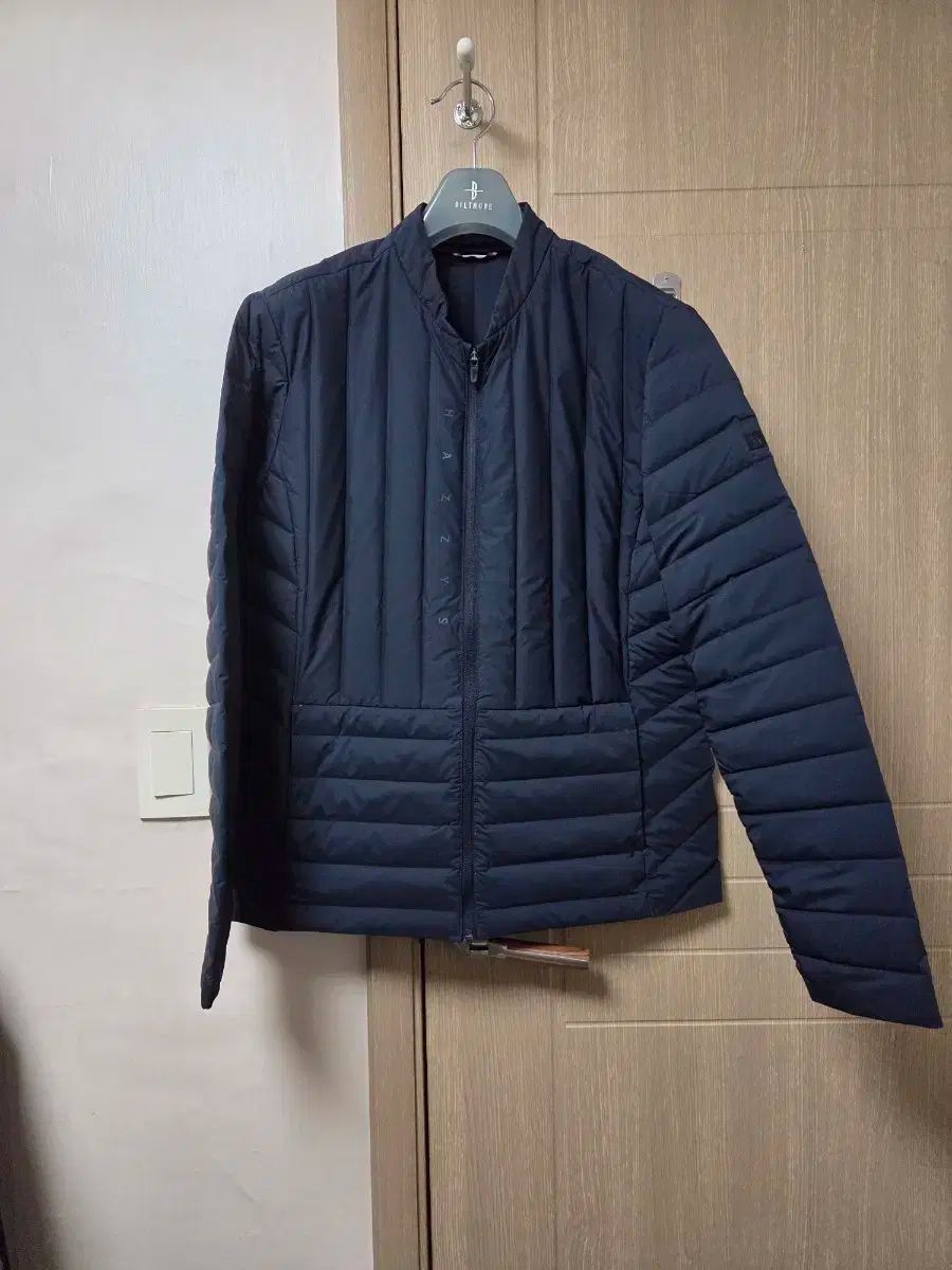 HAZZYS ヘジス ゴルフ グースダウン 軽量ダウン 105