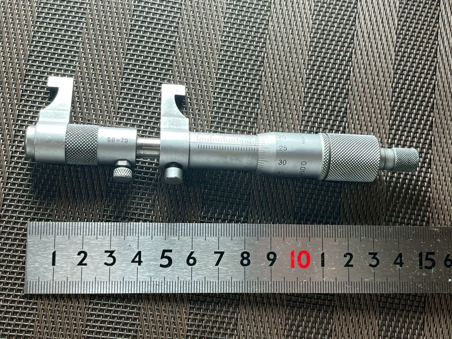 マイクロメーター