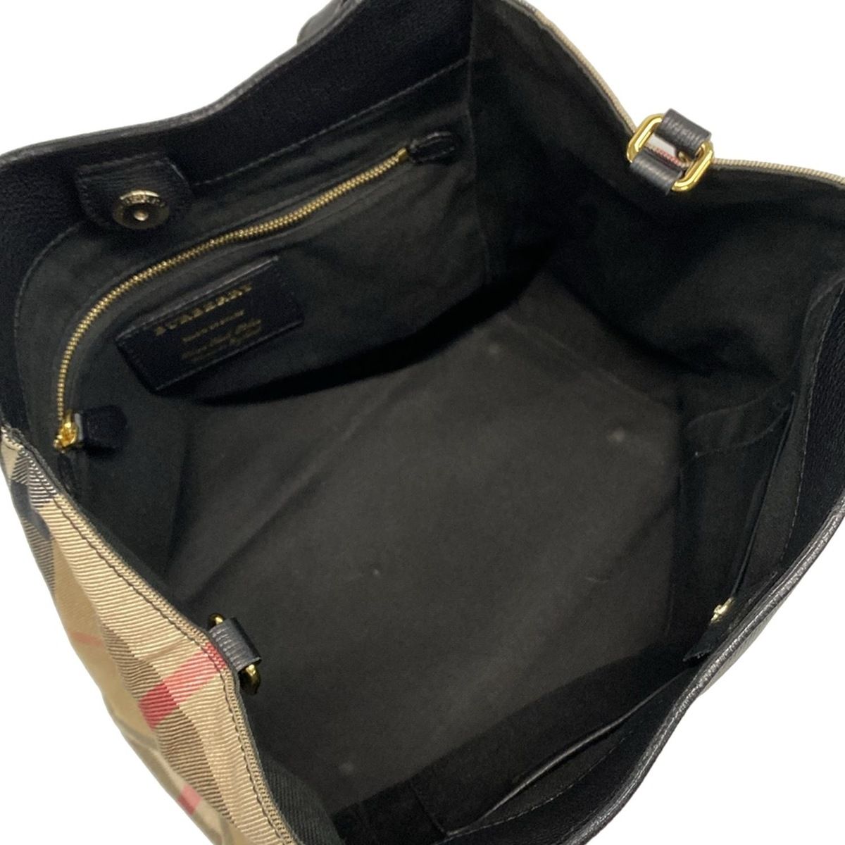 - 黒×ベージュ×マルチ