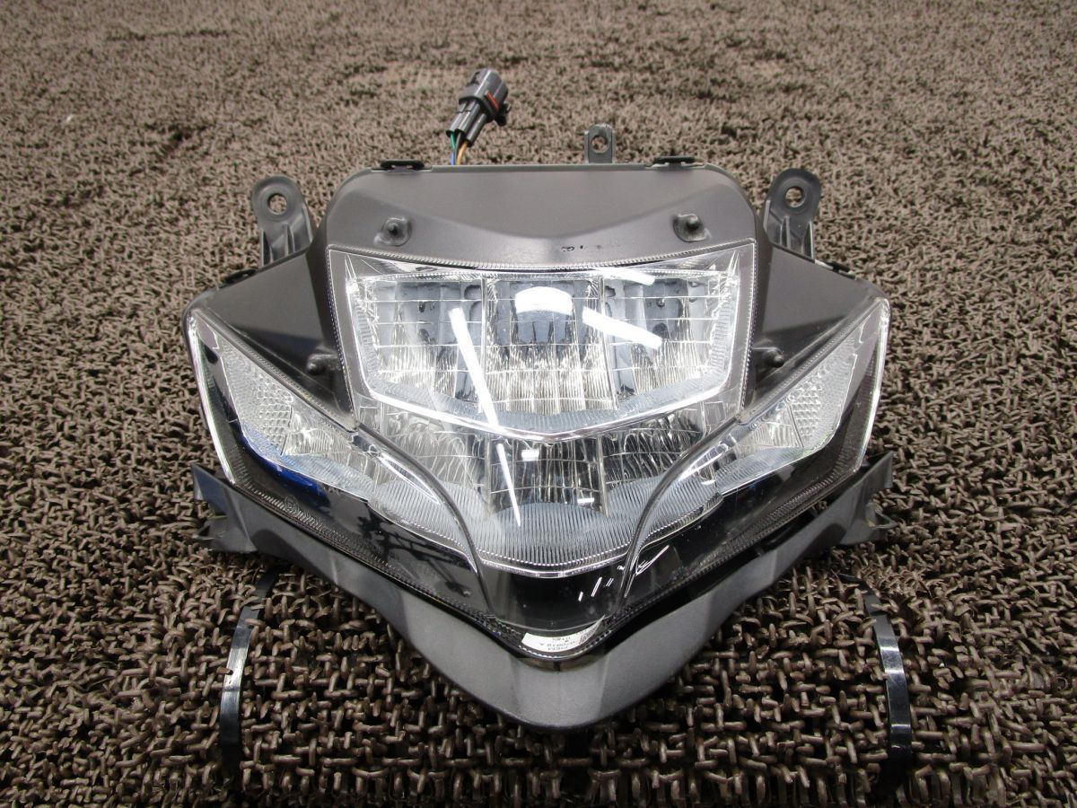 ジクサーSF250 ヘッドライト □A8132！ED22A スズキ 【 EJA1 】 GIXXER