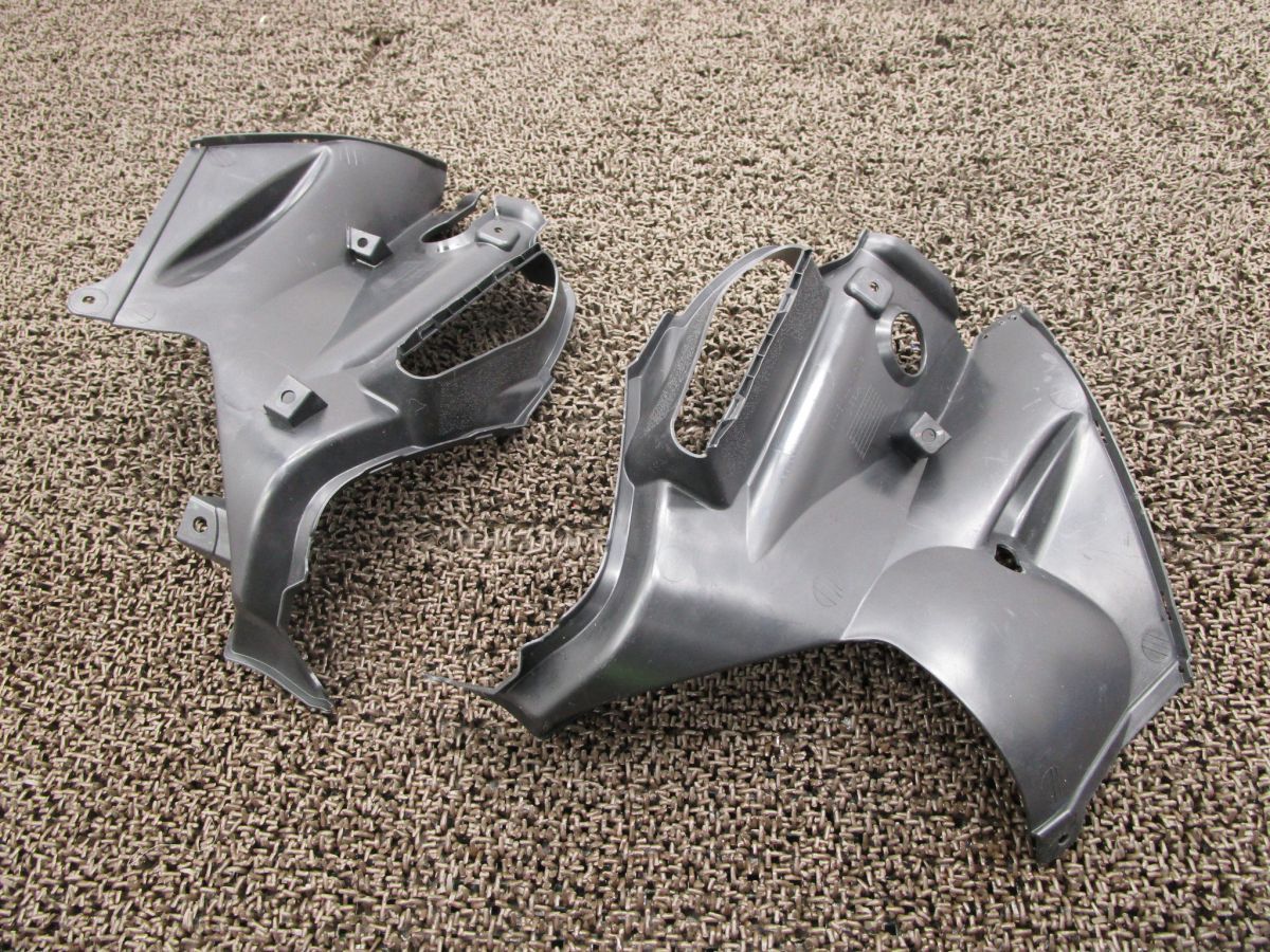 既にご購入済み商品となります。 ジクサーSF250 サイドカバー インナーパネル △A8164！ED22A スズキ