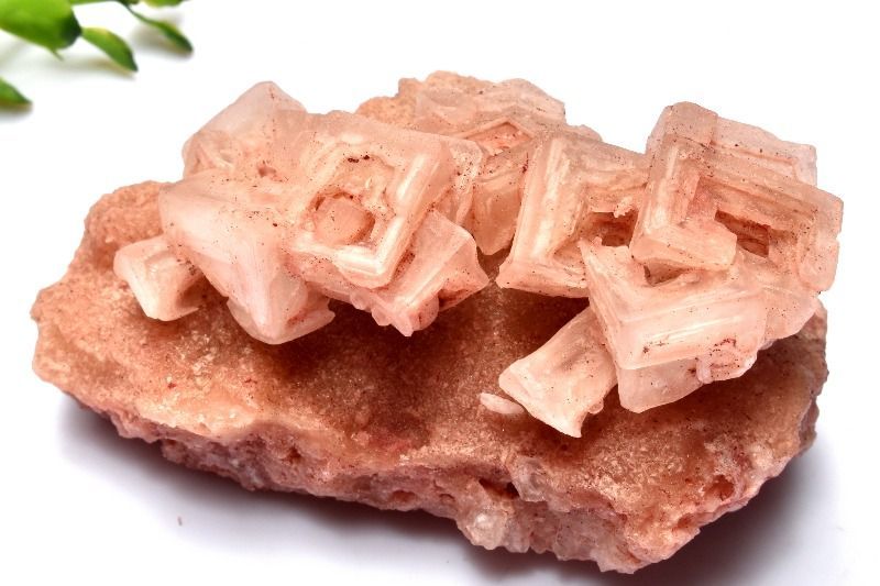 １点物 カリフォルニア産 ピンクハーライト岩塩 80 x 57 41 mm 原石 パワーストーン 天然石 _CG 6809 宅急便