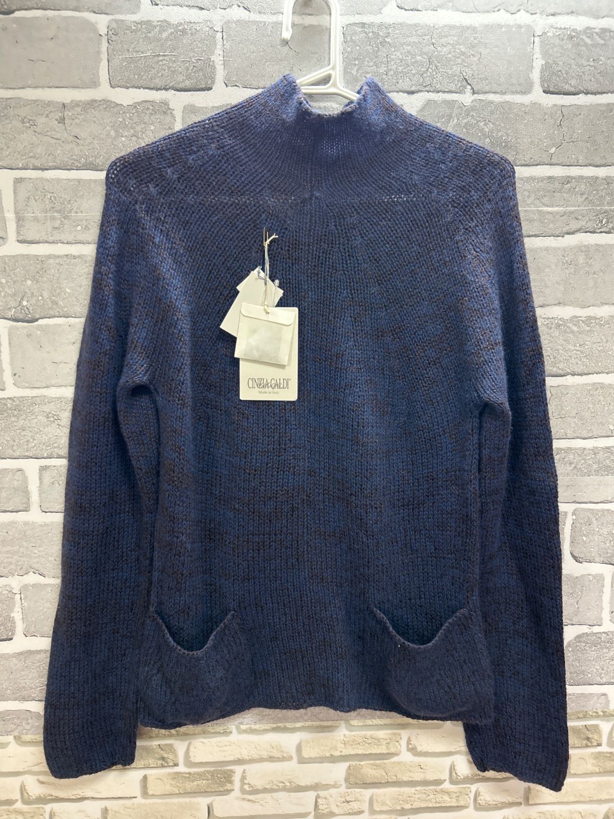 F9-96 CINZIA CALDI サイズ42 M カシミヤ50 セーター 紺色 レディース