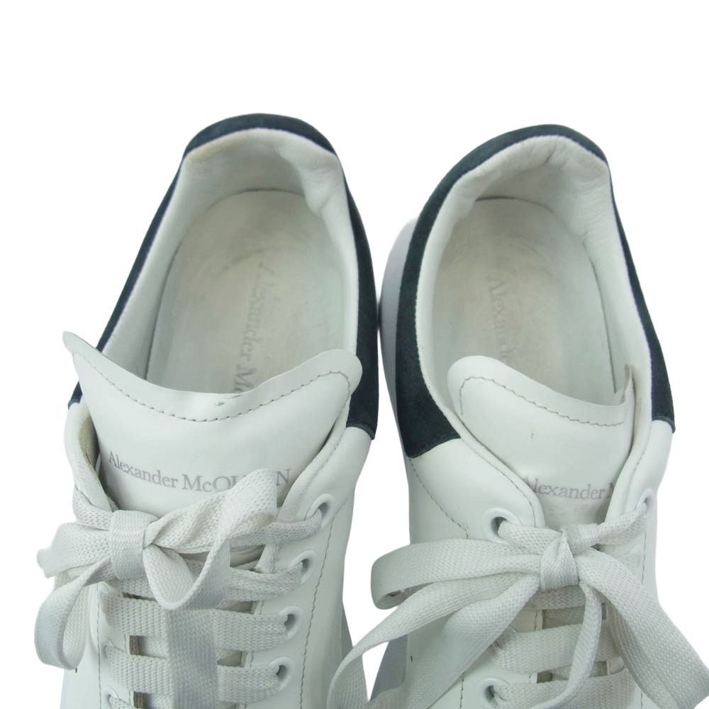 アレキサンダーマックイーン　オーバーサイズドスニーカー　レザー　厚底　ホワイト Alexander McQueen アレキサンダーマックイーン ALEXANDER McQUEEN