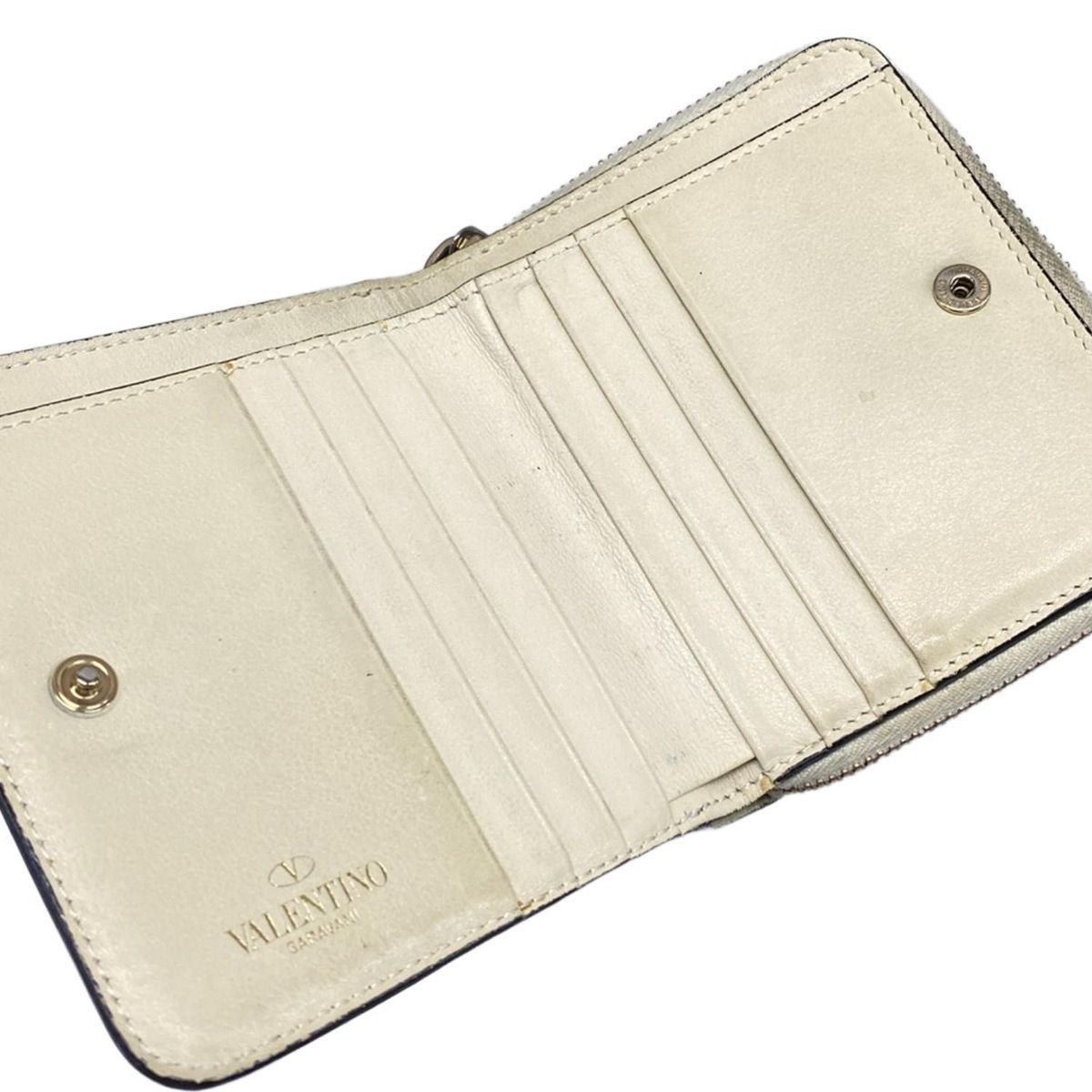  バレンチノ 2つ折り財布 - アイボリー×シルバー スタッズ レザー 二つ折り財布 折り財布