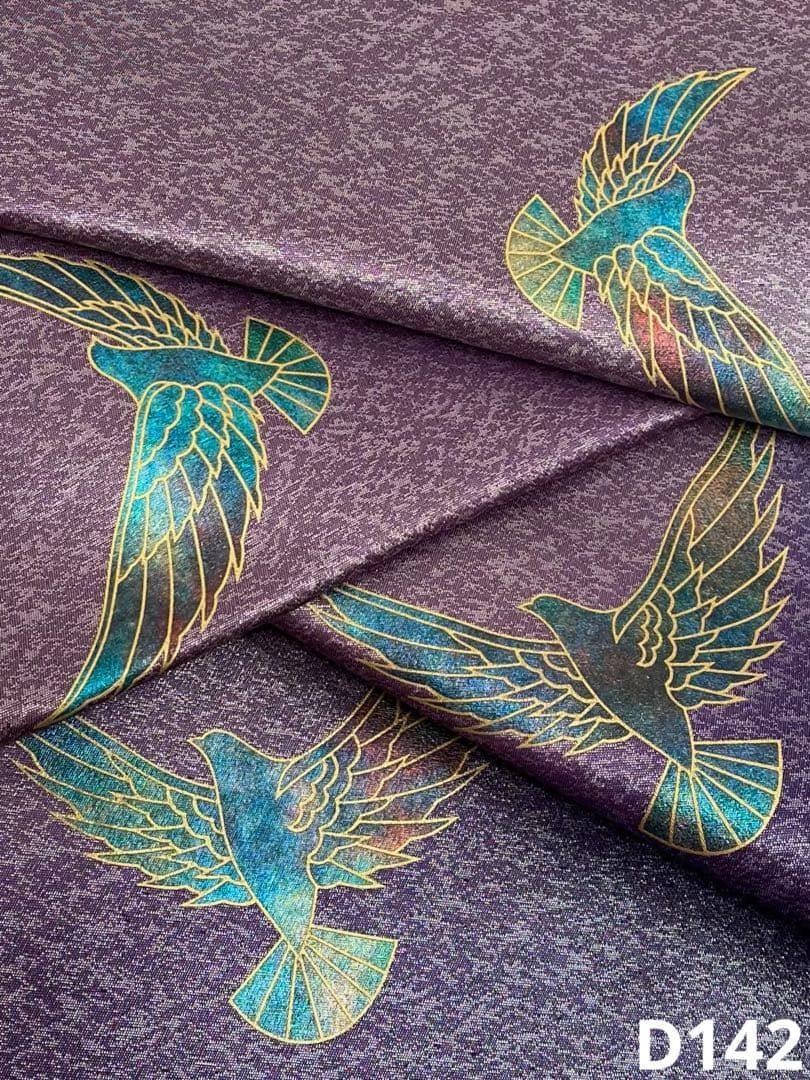 週末お得！正絹帯　上品な金の鳥柄　結婚式などに！ 週末お得！正絹帯 上品な金の鳥柄 結婚式などに！