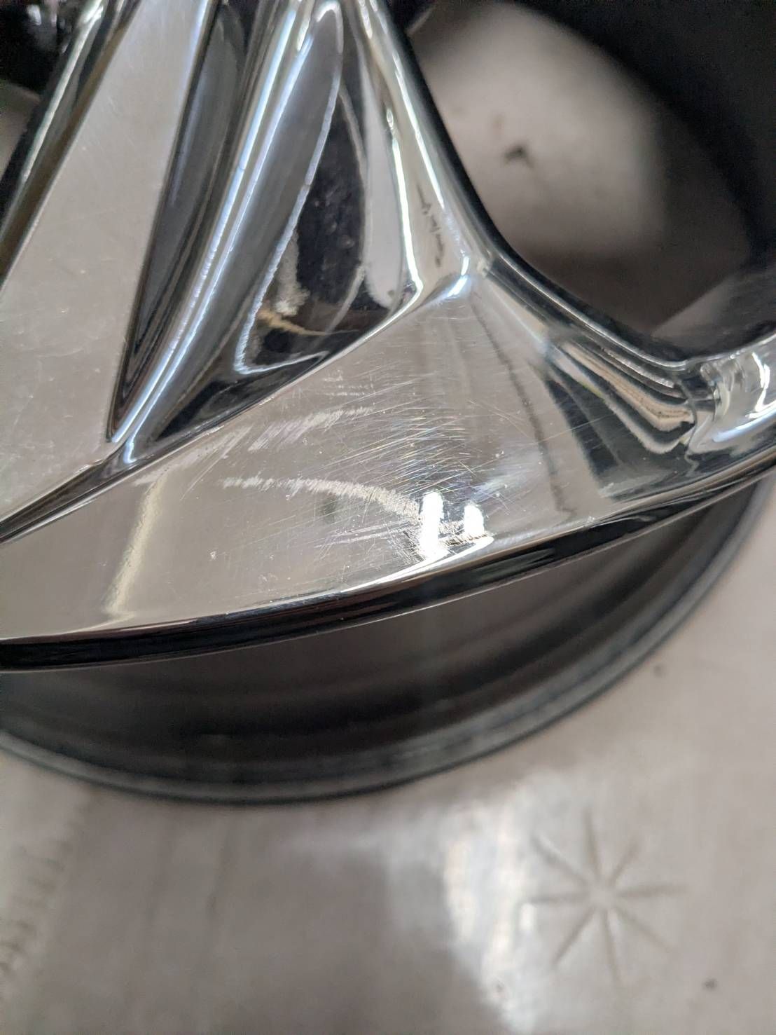 220系 クラウン 純正 ホイール 4本セット クラウン 純正ホイール 4本