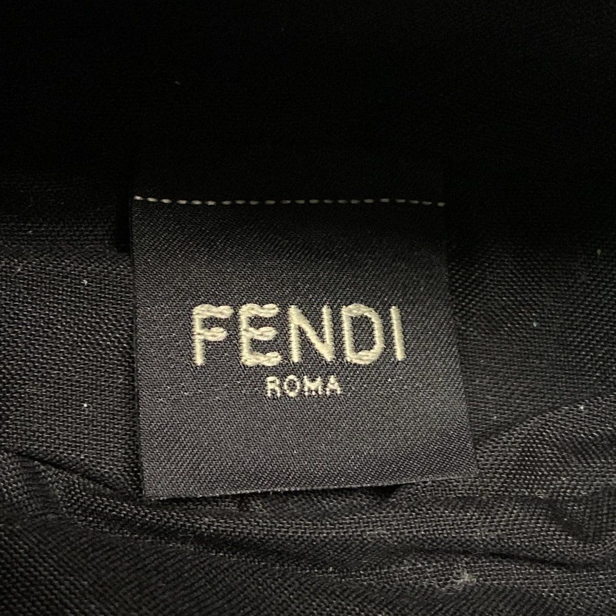 ストラップ着脱可 レザー