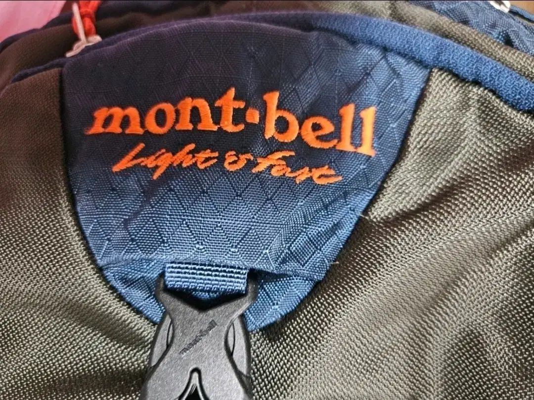 モンベル登山用キャンプ用バッグ