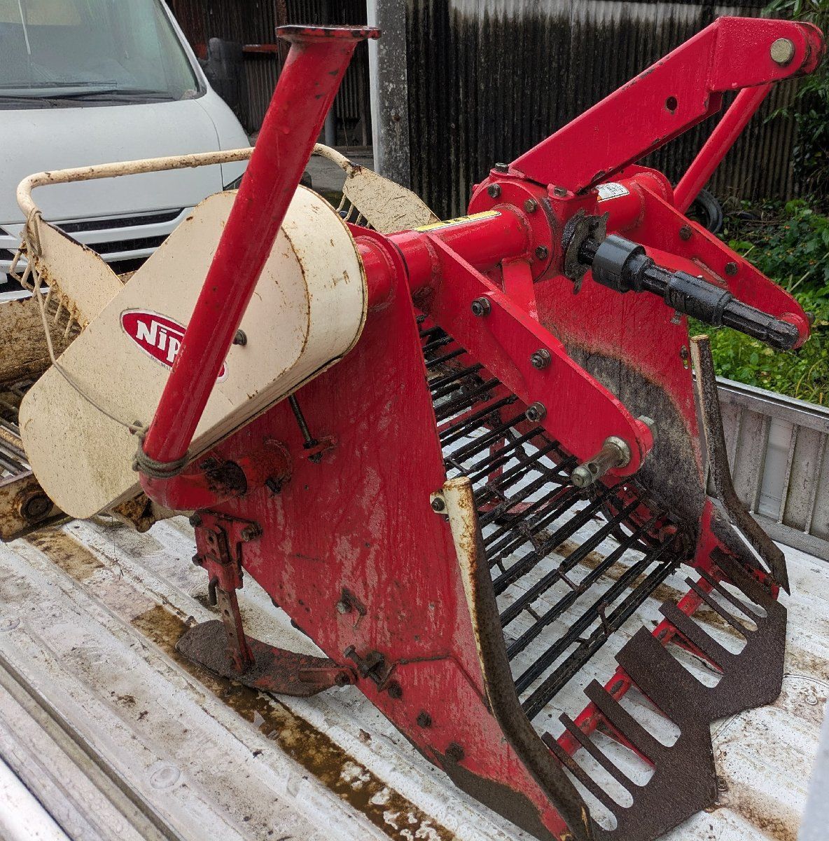 鹿児島発　ニプロ松山　トラクター用　掘取機　BL65SFDGー１S 　三点リンク 鹿児島発 ニプロ松山 トラクター用 掘取機 BL65SFDGー1S 三点リンク