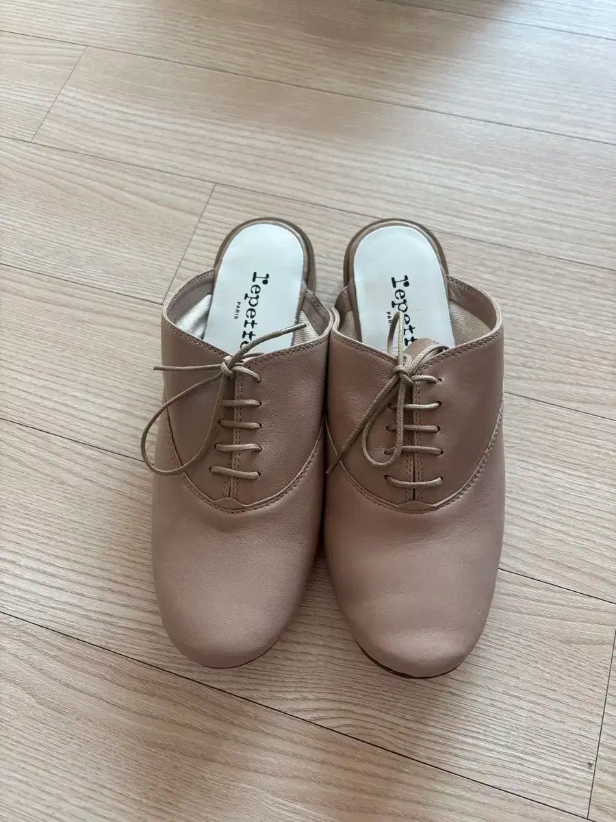 ミュール ベージュ