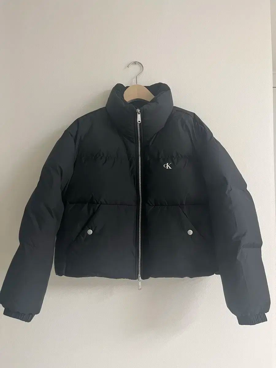 Calvin Klein カルバン クライン CK ブラック ダウン