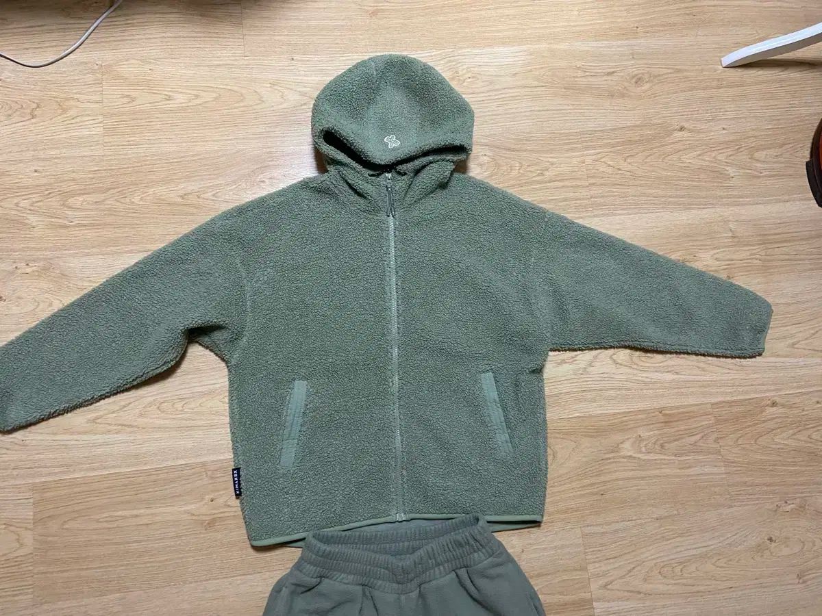 ジョガーパンツ