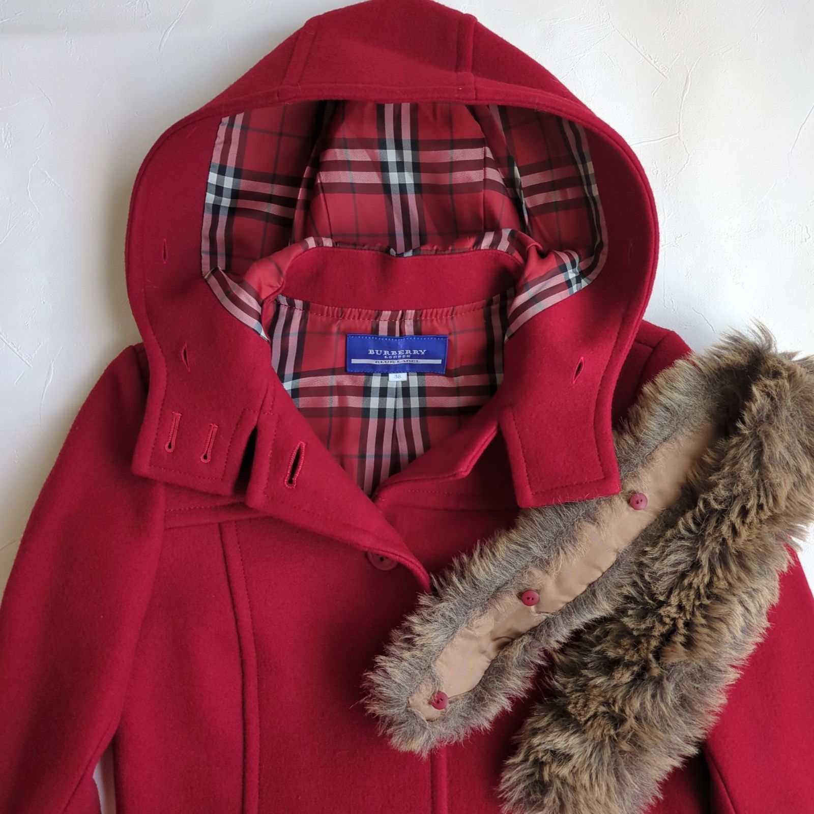専用バーバリーブルーレーベル ラビットファー付ダッフルコート ウール