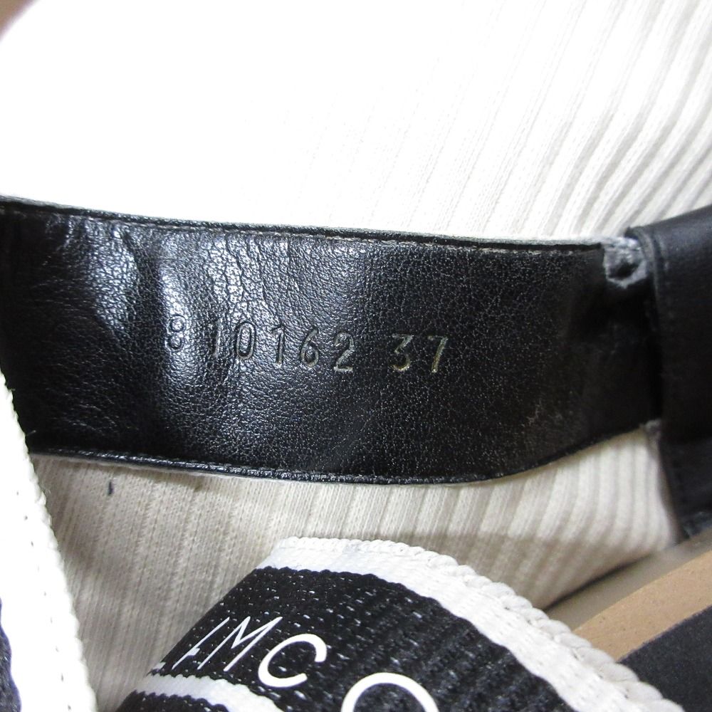 プラットフォームサンダル