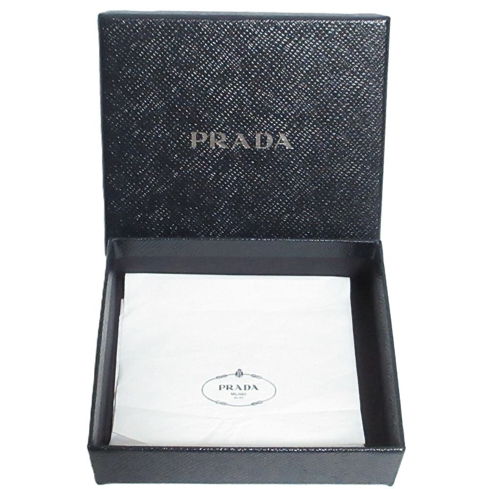 サフィアーノレザー