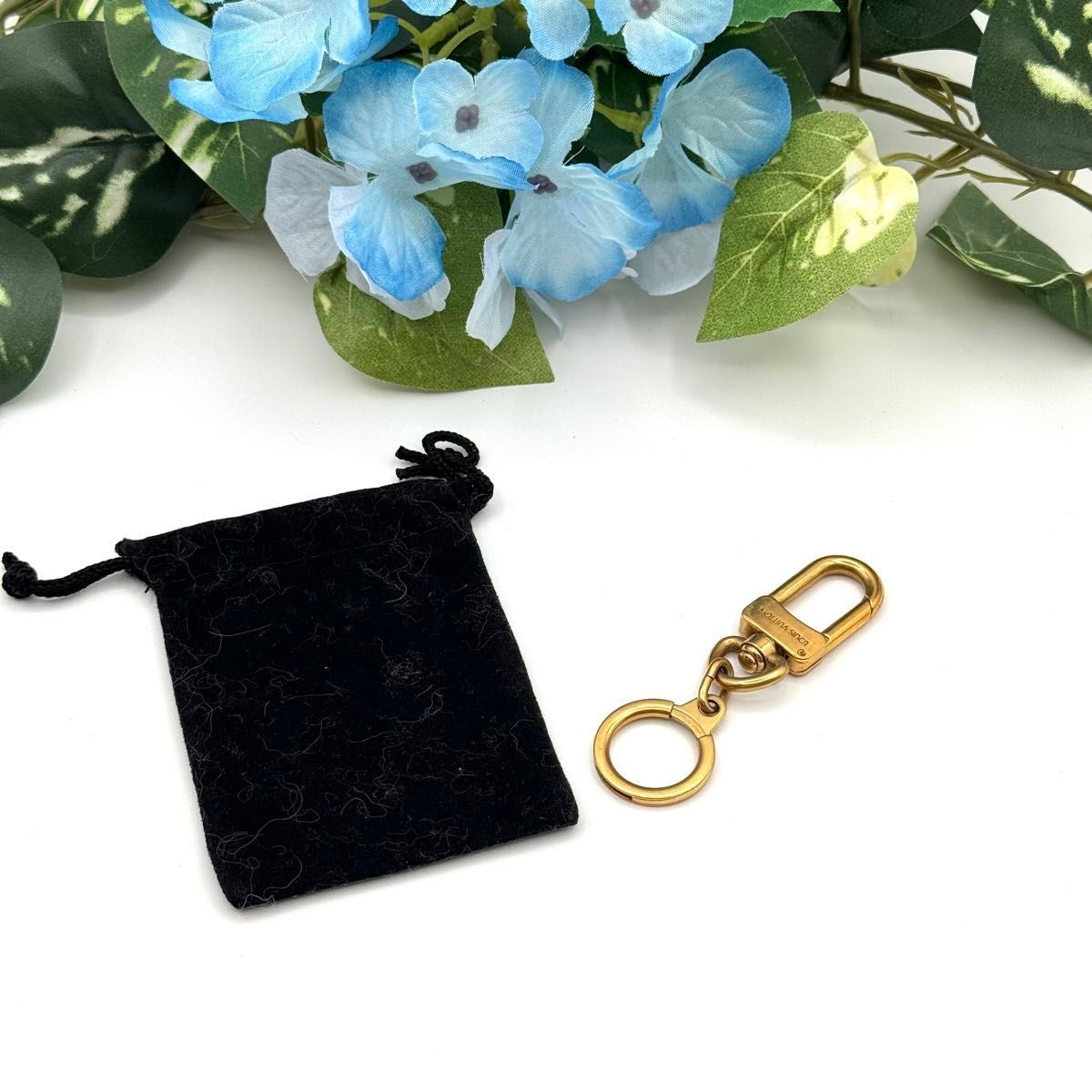 ルイヴィトン アノクレ ゴールド キーホルダー [096666] - メルカリ