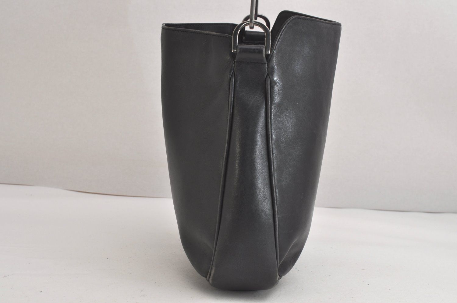 GUCCI GUCCI(グッチ) ハンドバッグ美品 バンブー 0011638 黒 レザー 