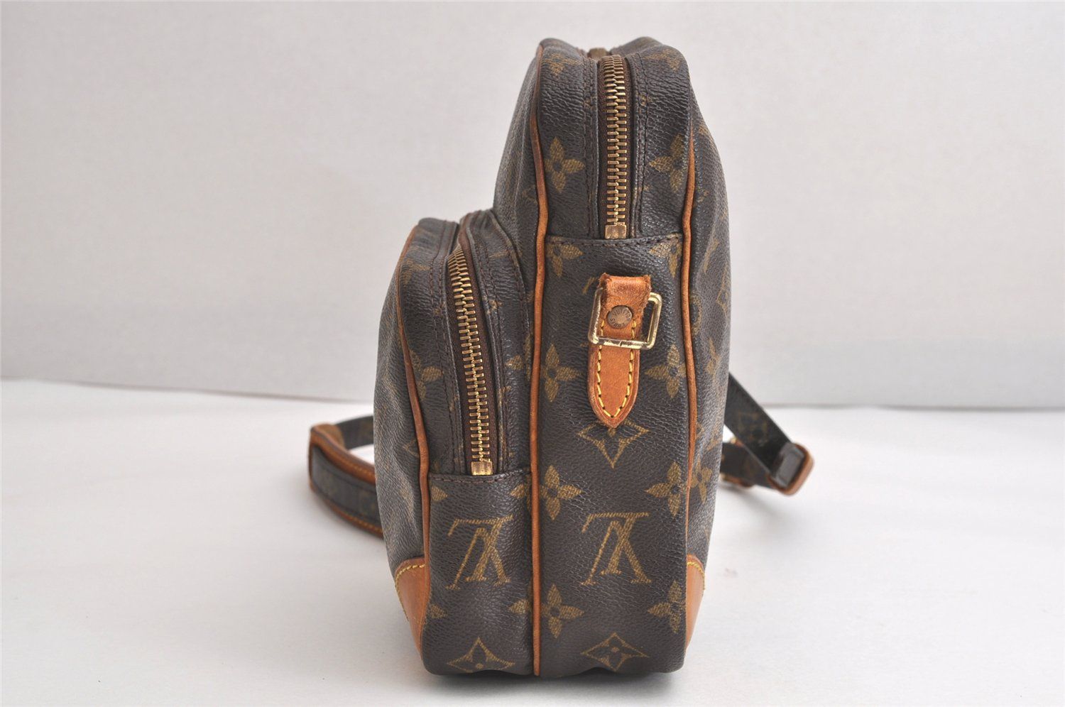 【LOUIS VUITTON】アマゾン ショルダーバッグ モノグラム LOUIS VUITTON ルイヴィトン アマゾン モノグラム ショルダーバッグ