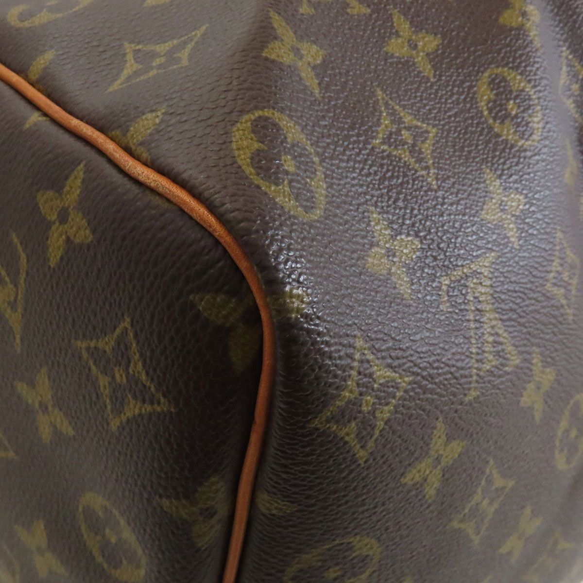 ボストンバッグ