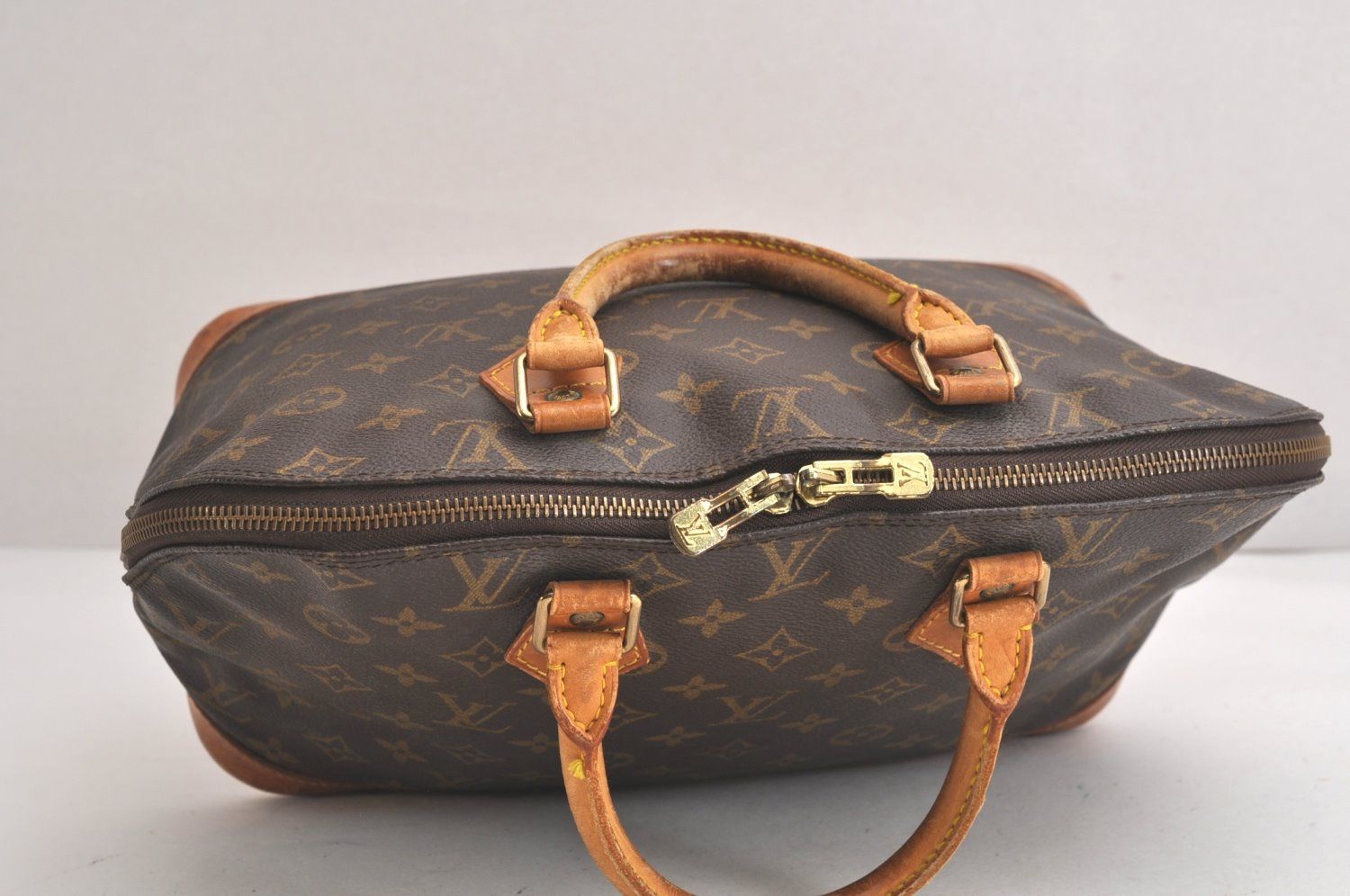 ★バンドー付き★ルイ・ヴィトン　アルマ LOUIS VUITTON】ルイヴィトン『グラフィティ アルマ ホリゾンタル