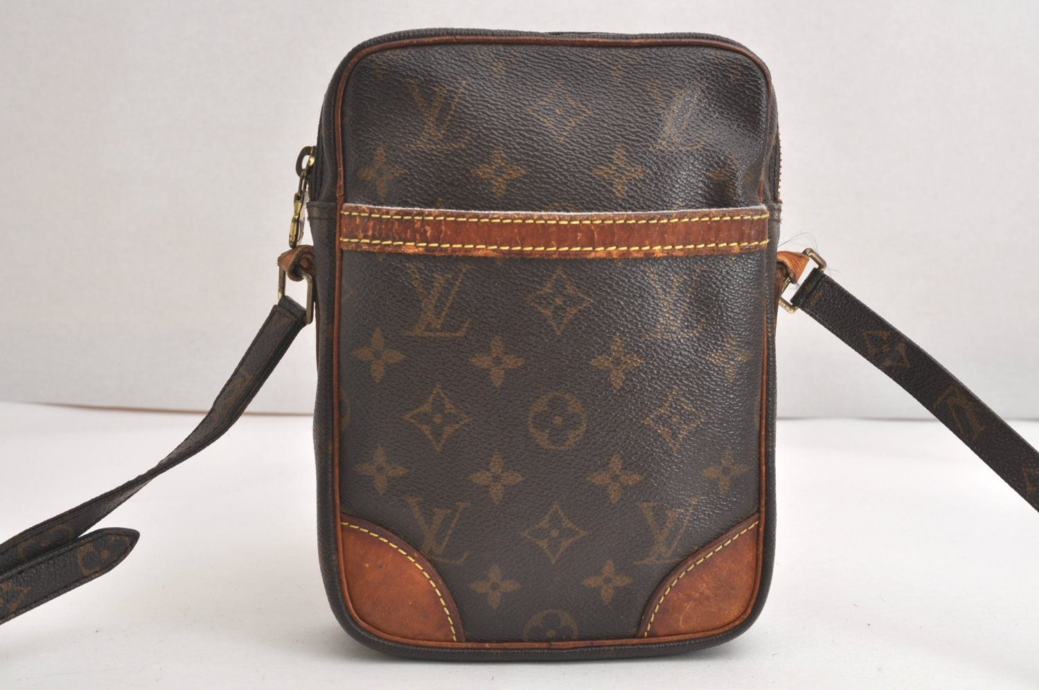 LOUIS VUITTON ルイヴィトン モノグラム ダヌーブ ショルダークロスボディーバッグ M45266 LV 4278N